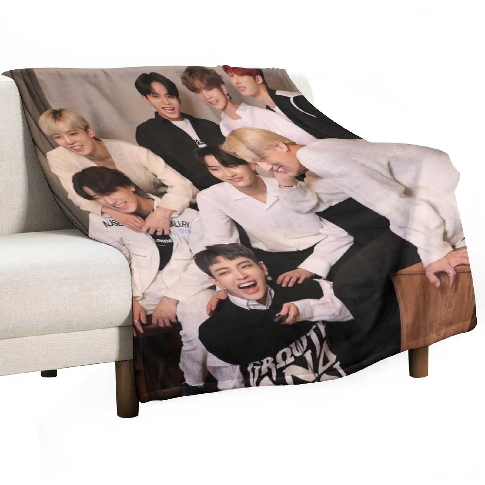 

ateez anniversary Throw Blanket Retros Luxury Brand Winter beds sofa bed Blankets