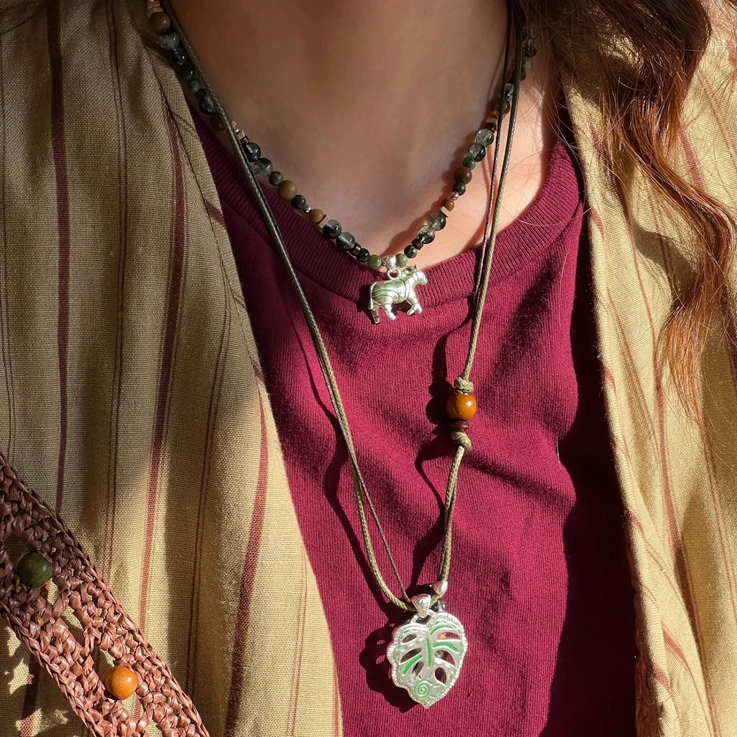 Withered Hollow Turtle Back Leaf Pendant Necklace, Female Sun Totem, Double-layer Braided Rope, Collarbone Chain