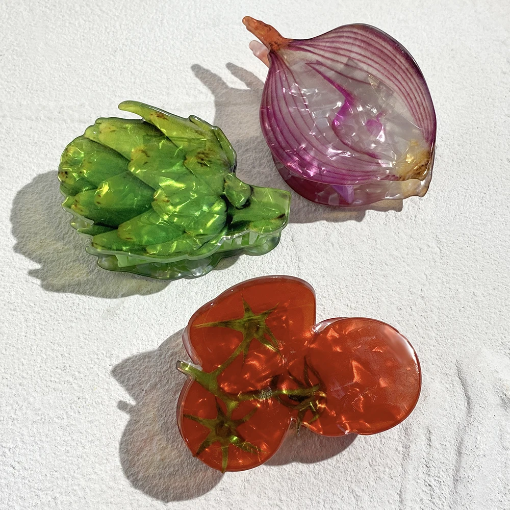 

Новая дизайнерская акриловая заколка для волос в форме салата, лука и помидора для женщин и девочек, креативные забавные аксессуары для волос с геометрическим принтом.