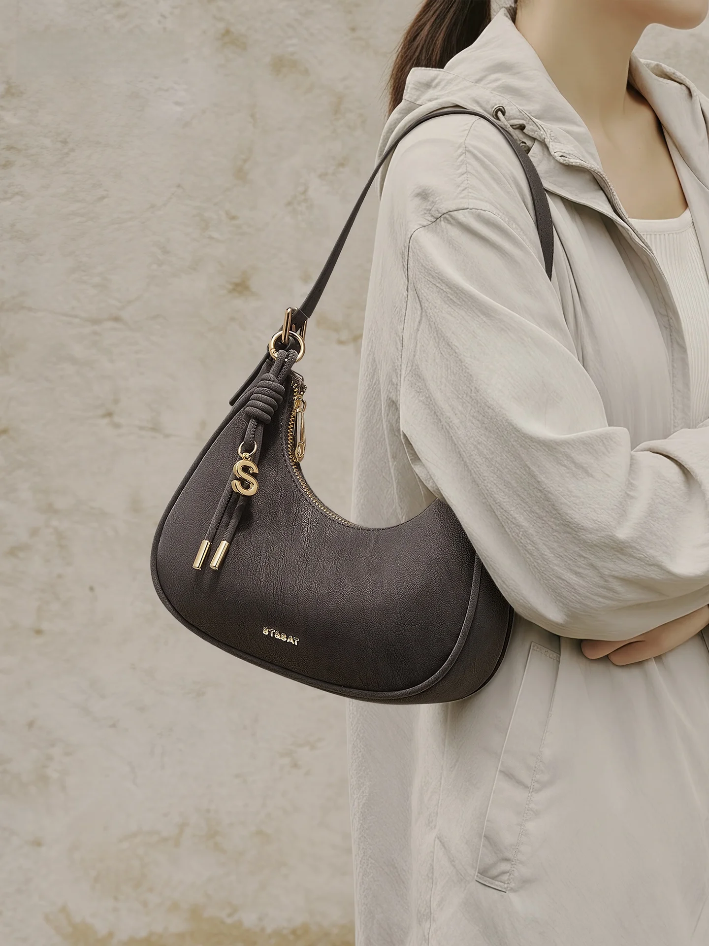 bolso-de-hombro-para-mujer-estilo-casual-y-simple-con-forma-de-media-luna-para-telefono-2025