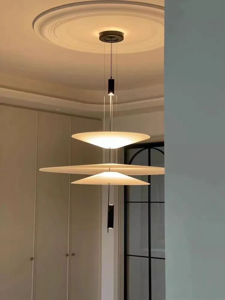 Italian Flamingo Dining Table Light Restaurant Coffee Table Ceiling Hanging Lamps LED Illuminate Flying Chandeliers Pendant