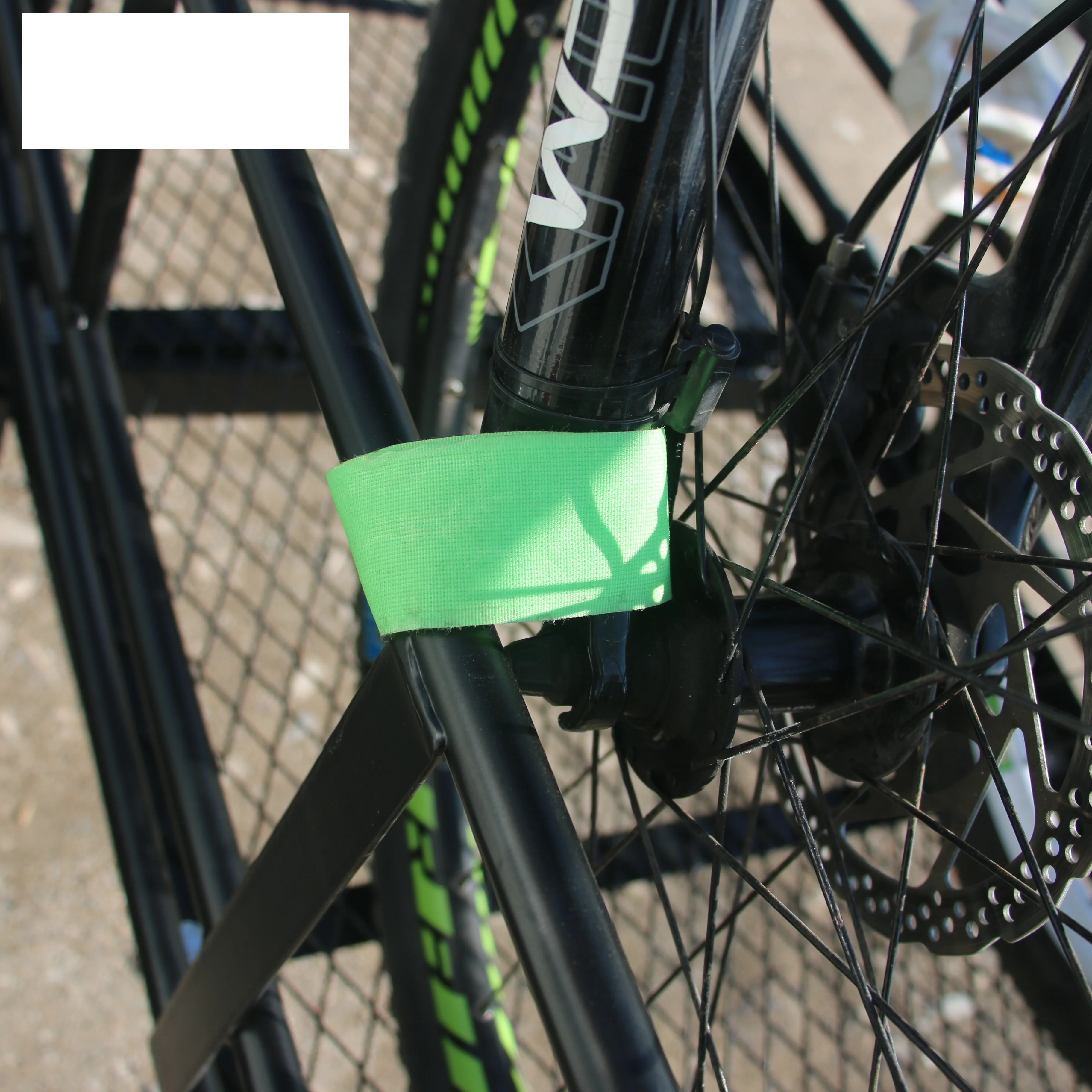 High Quality Q235 Iron Universal Bicycle Luggage Rack C Style