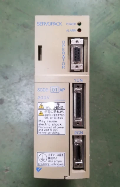 SGDE-01AP   SERVO DRIVER ,   In good working condition, free shipping