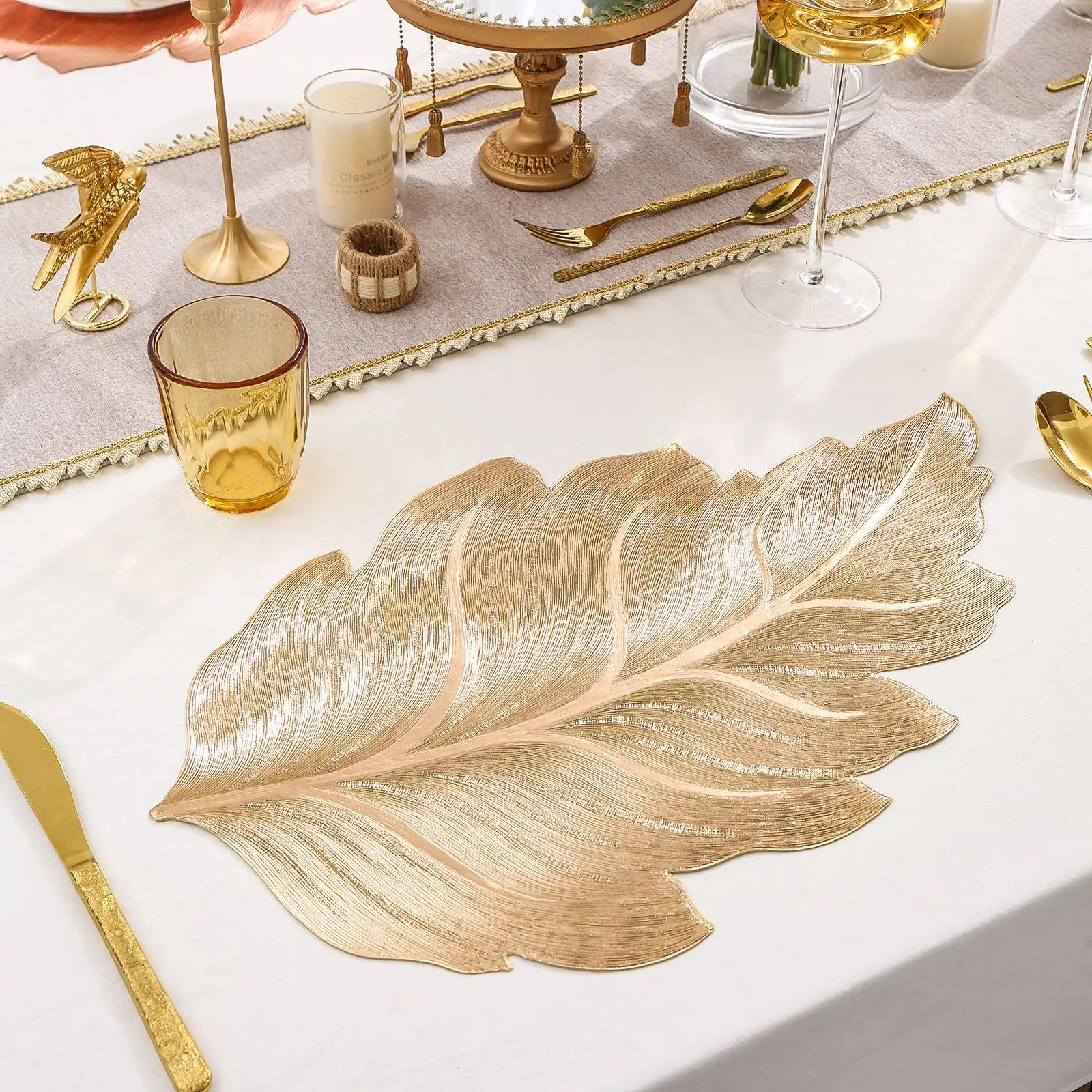 

Nordic Style Golden Maple Leaf Cup Mat PVC Table Mat Thermal Insulation Anti Slip Waterproof Anti Scald Dirt Resistant Placemat