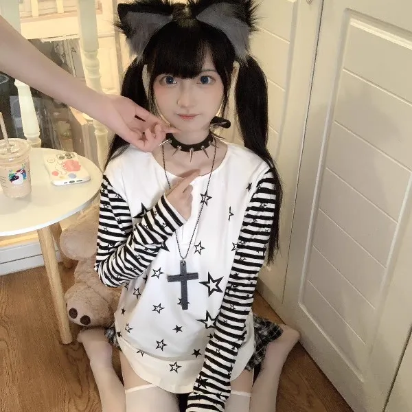 New Japanese Cool Girl Fashion Little Star Pattern Harajuku Cute Irregular Stripe Splicing Slim Long Sleeve Kawaii White T-shirt