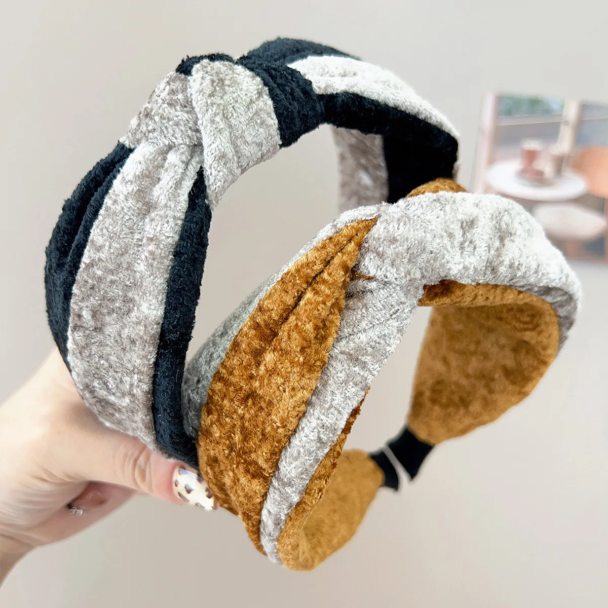 

Vintage Women Twist Headband Velvet Hairbands For Autumn Winter Handmade Women Head Hoop for Girls Hair accessories