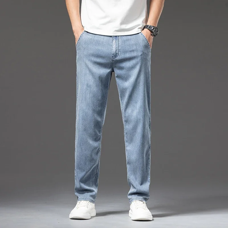 Jeans da uomo morbidi e sottili Lyocell pantaloni Casual larghi dritti di colore chiaro pantaloni di Jeans di elasticità dei vestiti maschili di moda aziendale