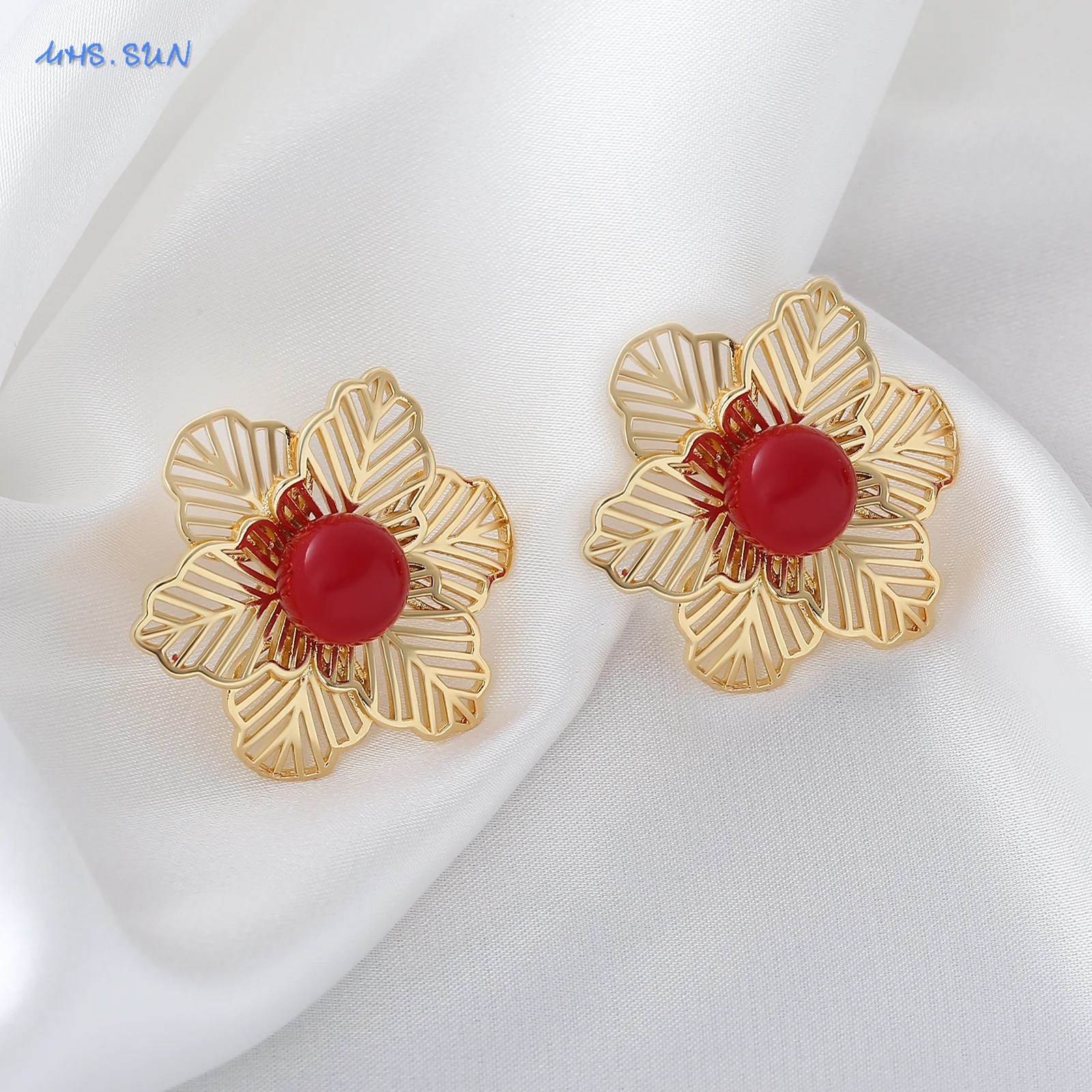 MHS.SUN Vintage Imitation Pearl Red Big Flower Stud Earrings High Quality Gold Plated Fashion Women Earring Jewelry Party Gifts