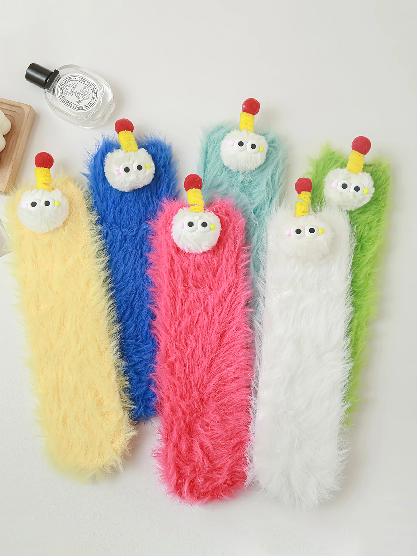 

1 пара женских утолщенных носков до середины икры на флисовой подкладке, женские осенне-зимние теплые плюшевые носки для сна с героями мультфильмов