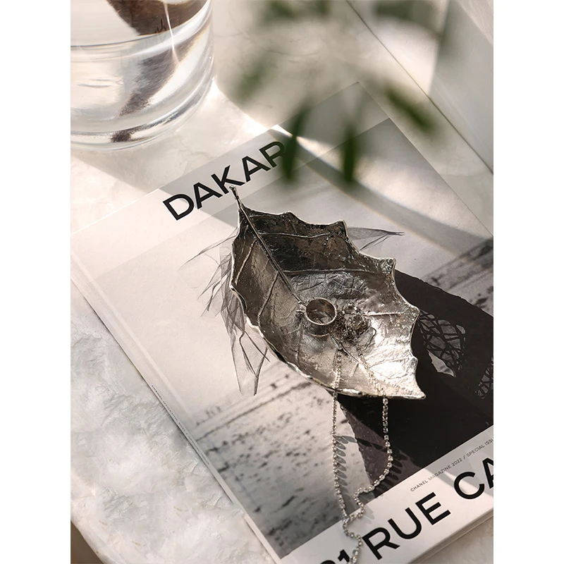 

Fusu Fu Su Silver Plate Ancient Silver Metal Leaf Snacks snack Tray Sundries Storage Tray Desktop Ornaments Accessories