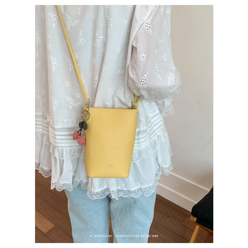 Fashion Retro Concise Large Capacity Shoulder Bags Commute Niche Design Delicate Handbags Advanced Sense Versatile Crossbody Bag