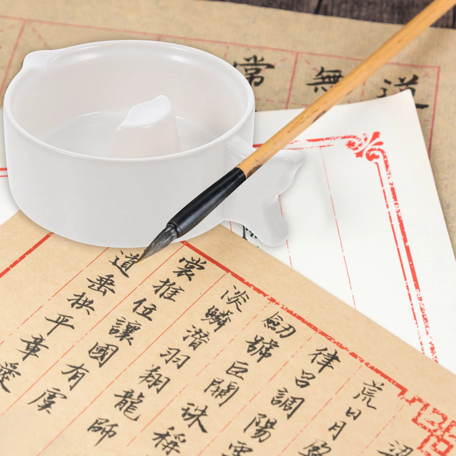 

Traditional Inkstone with Cover Mini Ink Grinding Stone for Chinese Calligraphy Writing Painting Students Stationery Elegant