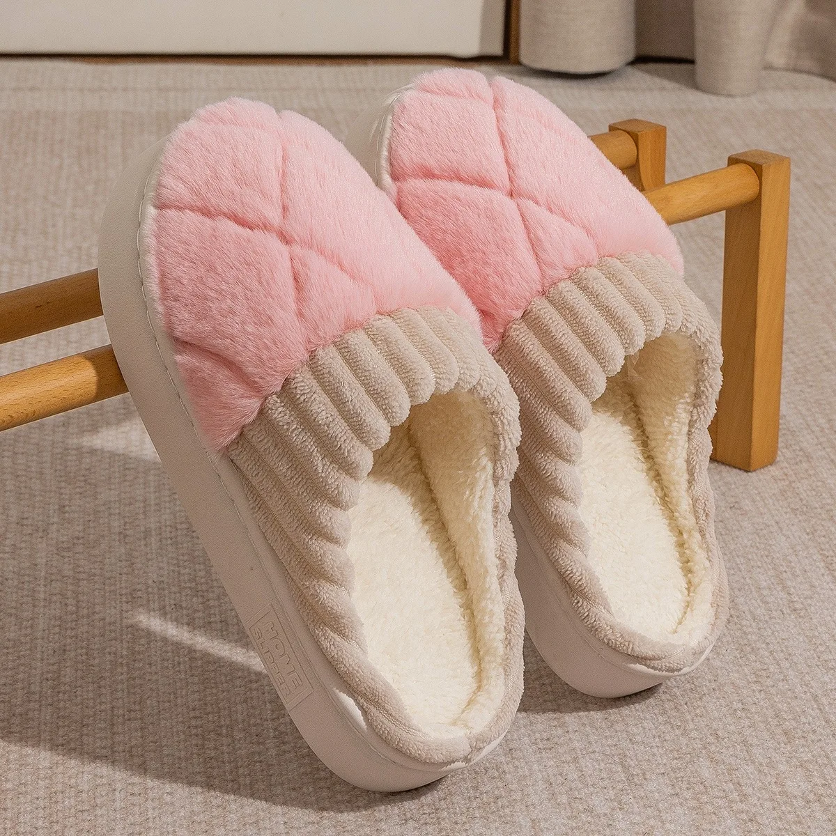 House Fluffy Shoes Women Winter Warm Slippers Female Furry Plush Slippers Bedroom Indoor Casual Soft Thick Sole Non Slip Slides