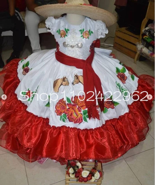 Vestidos shops de escaramuza rojos