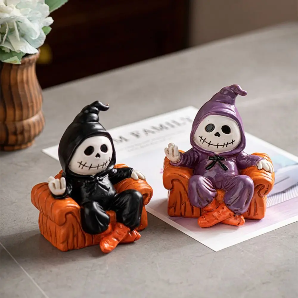 

Resin Halloween Sofa Ghost Figure Cute Spooky Ghost Art Sculpture Cartoon Ghost Statue Ornament Office