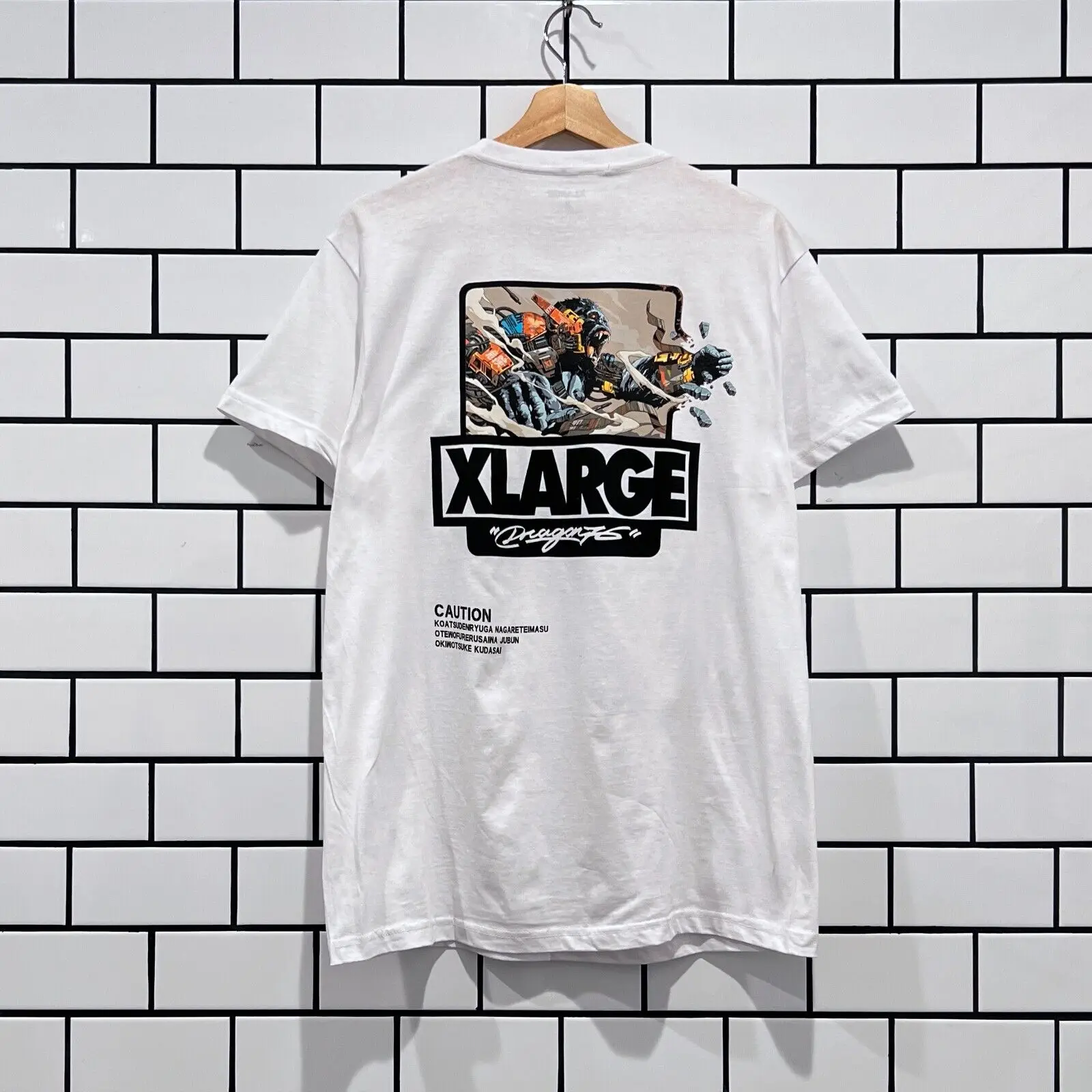 XLARGE X DRAGON76 SS TEE biała