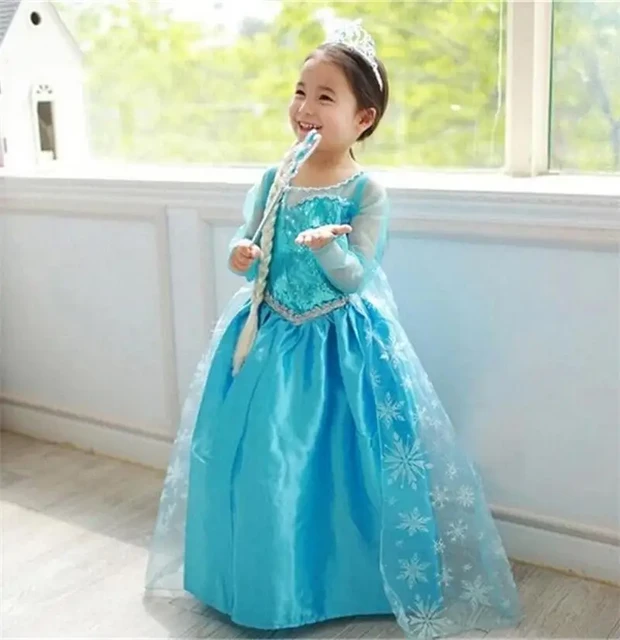 Robe de princesse reine des neiges sale