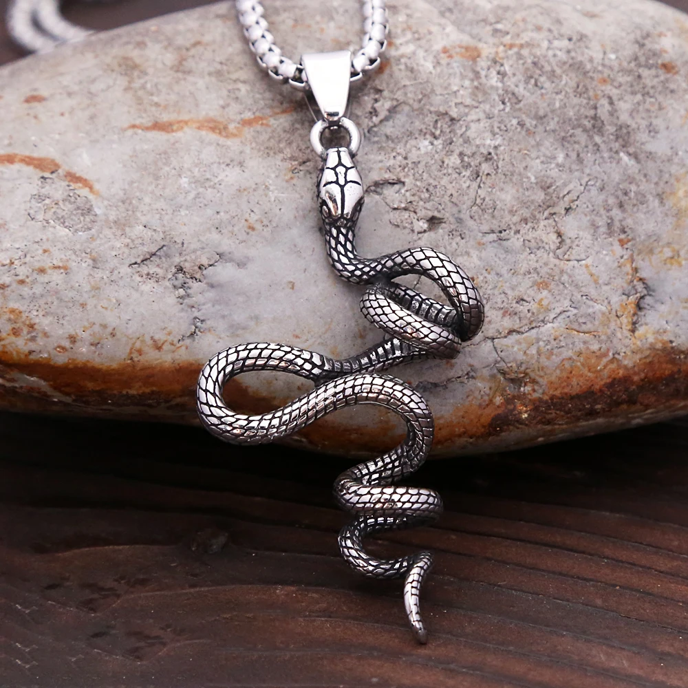 Unquie Vintage Snake Pendant Necklace For Men Women 316L Stainless Steel Punk Creativity Fashion Pouplar Jewelry Dropshipping