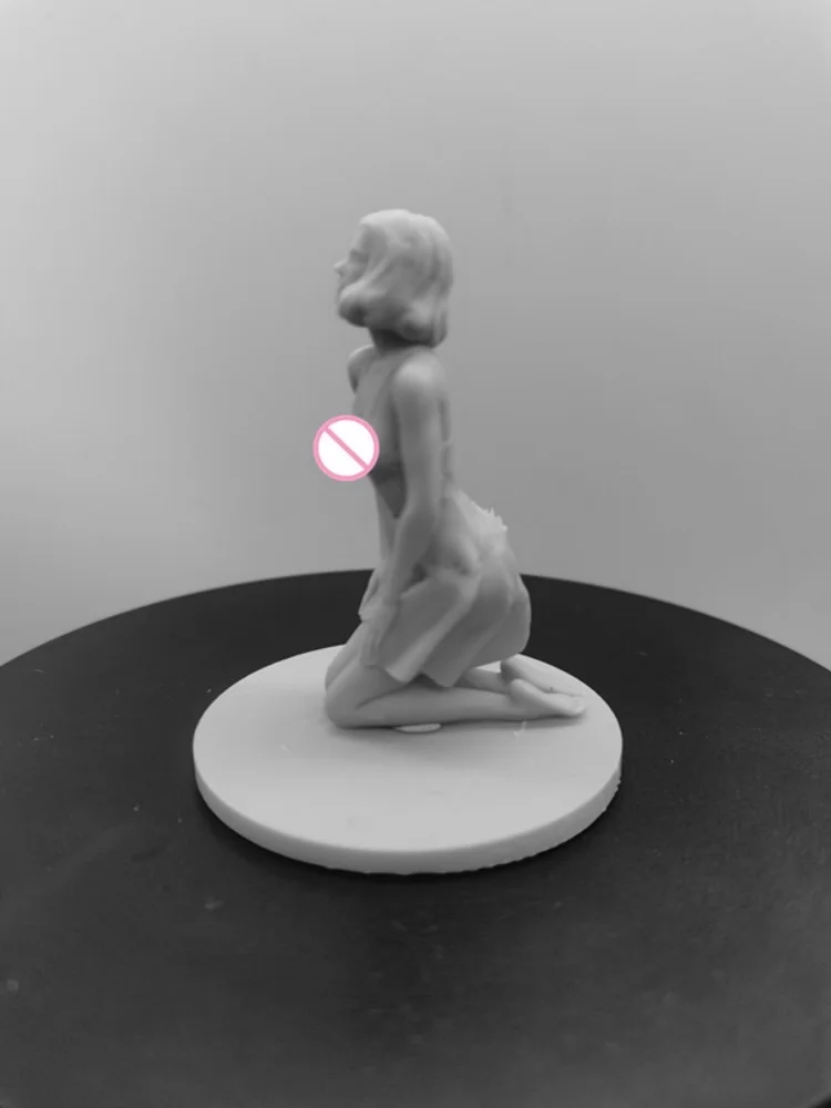 A garota nas mãos do King Kong diy (sem as mãos) Kit de modelo montado em resina em escala 1/24 Brinquedos de escultura desmontados e sem pintura