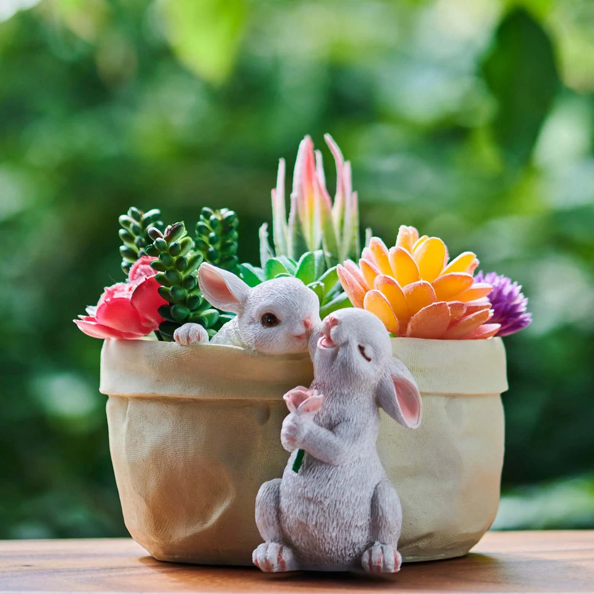 Cute Rabbit Animal Shaped Cartoon Planter Pots Stylish Indoor And Outdoor For Small Spaces Decorative Flower Pot Spring Decor