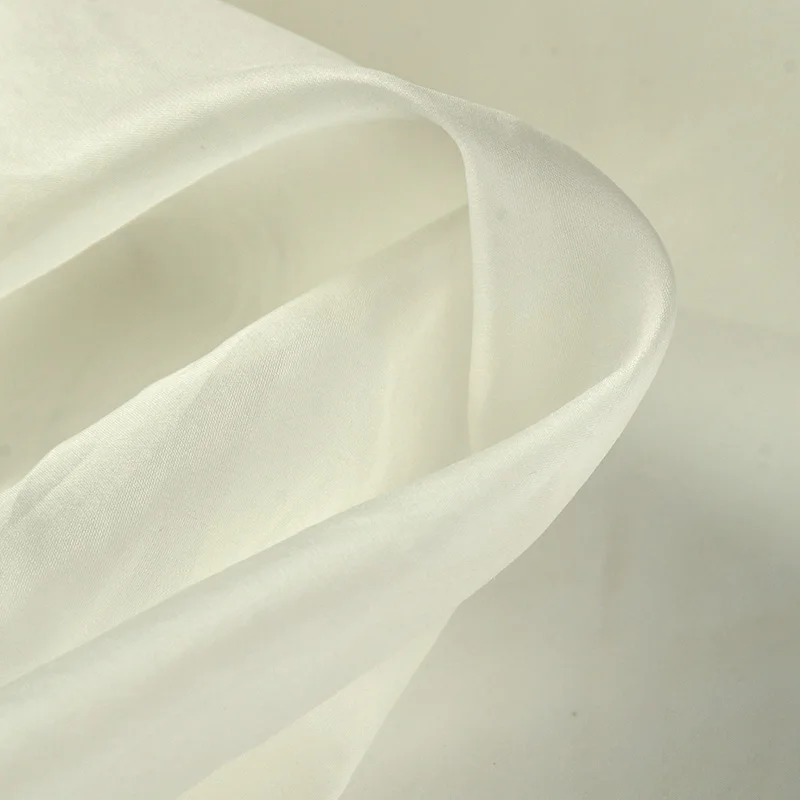 Tela de Seda Brocada Tradicional China, Seda 00, 0 Denier, Seda Auténtica Ogeeguan para Confección de Ropa, Apta para Todas las Estaciones