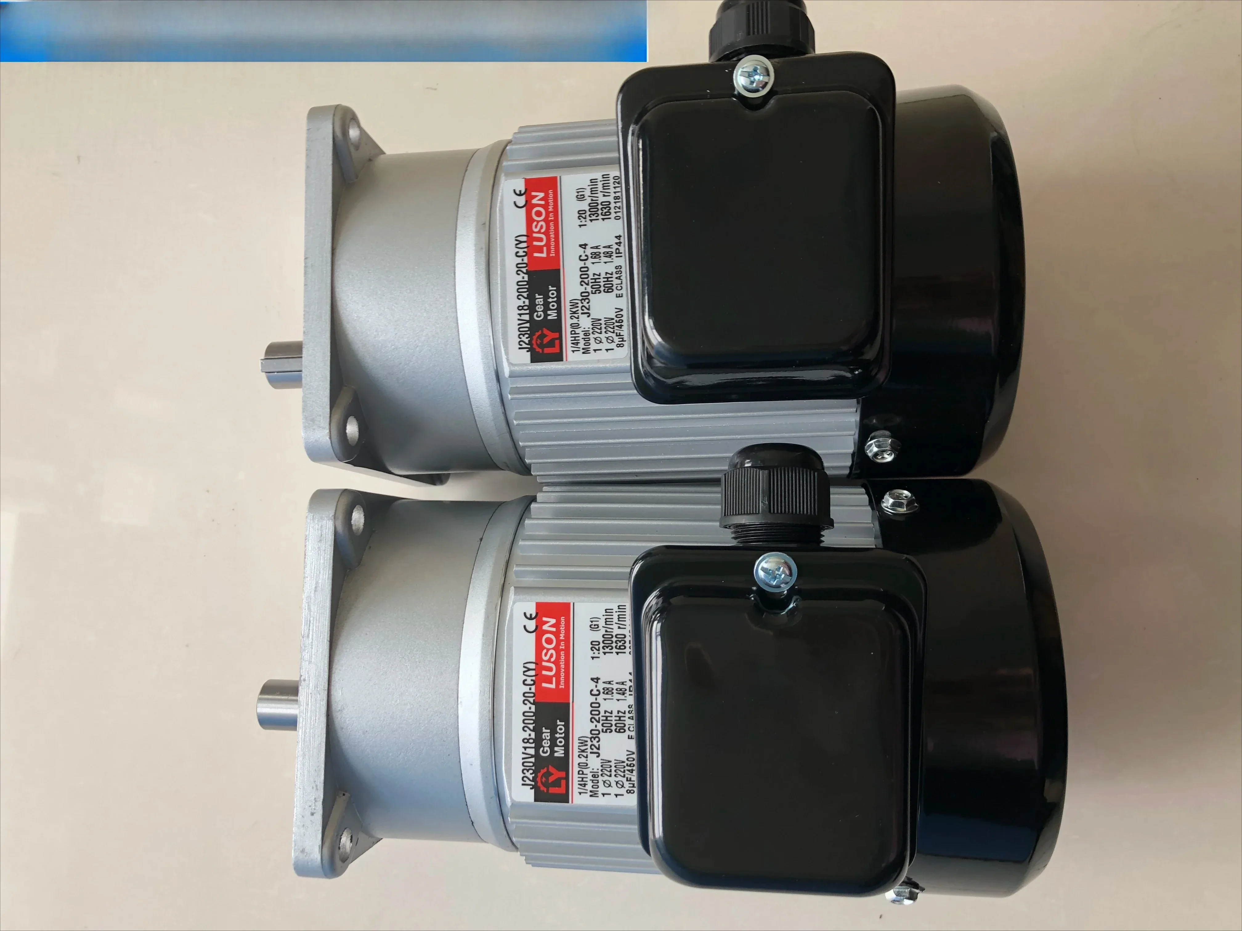

J230V18-200-10-S3 (Y) Уплотнительный двигатель LY Двигатель LUSON J230-200-S3-4
