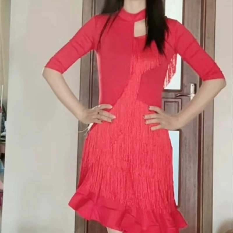 Nouvelle robe femme noir Sexy fille adulte vêtements grande frange rouge robe de danse danse latine robe à manches longues danse latine