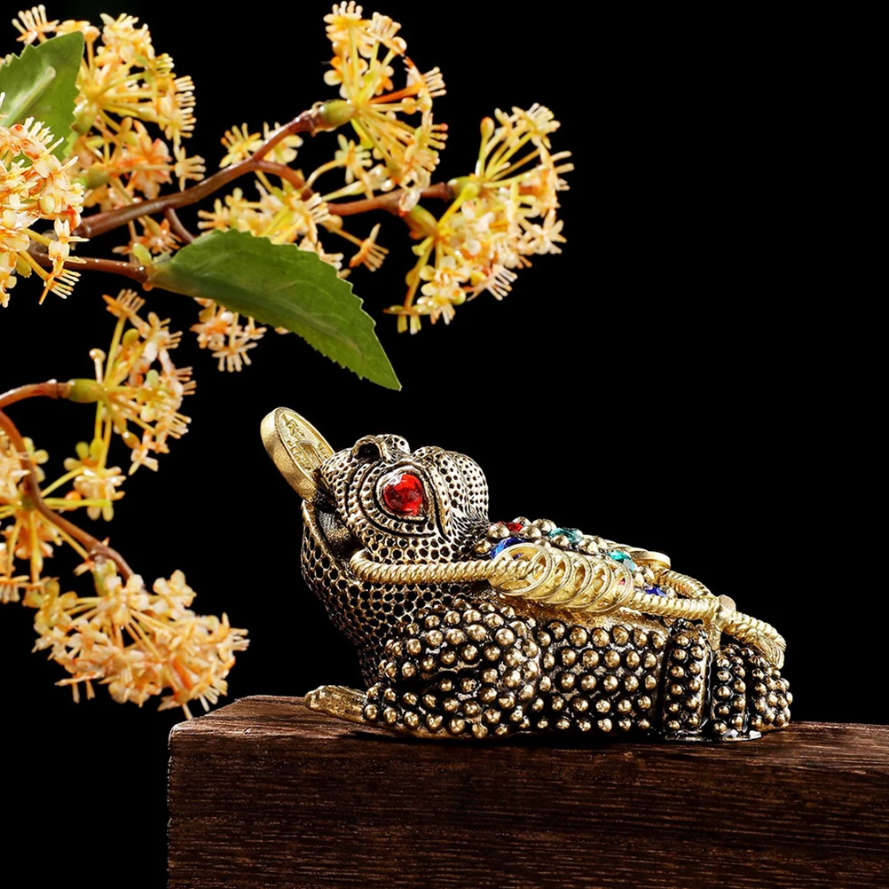 

Golden Toad Ornament Frog Yard Decor Frognecklace Garden Ornaments Large Home Decoration Copper Decorations for Pure Office