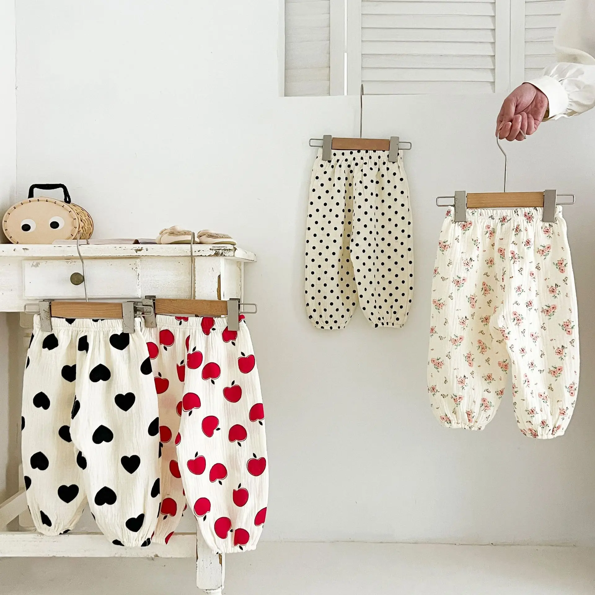 

1 Piece Baby Printed Gauze Anti-Mosquito Pants Spring and Autumn Unisex Toddler Jogger Pants Breathable Baby Pants