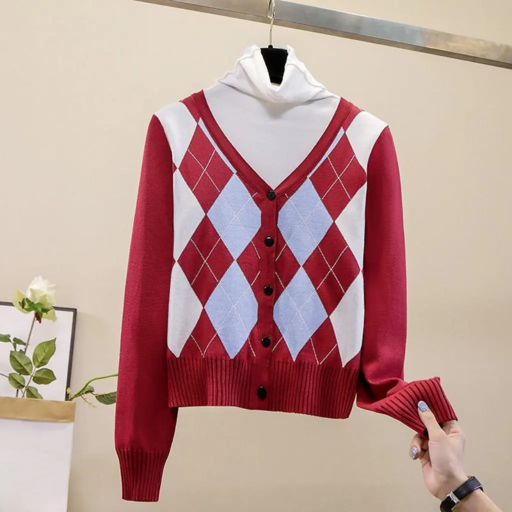 Go Girl Go Women's American Retro V-neck Cardigan Long-Sleeved Knitted Outerwear Short Top Jacket for Autumn in Rhomboid Style