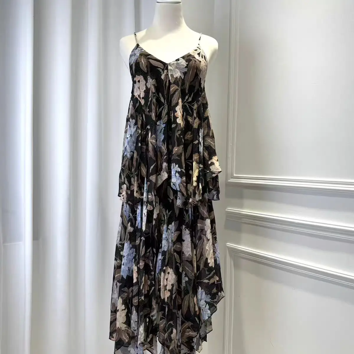 

Blouse Tops and Skirt Women Holiday Pleats Set Vintage Black Floral Print Sleeveless Irregular Hem Backless