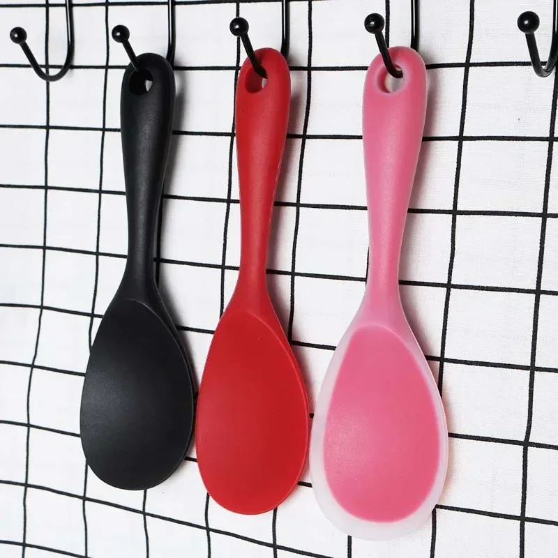 Hanging Silicone Rice Spoon Kitchen Ladle Non-stick Saucepan Electric Rice Cooker Cooking Scoop with Holes Household Items