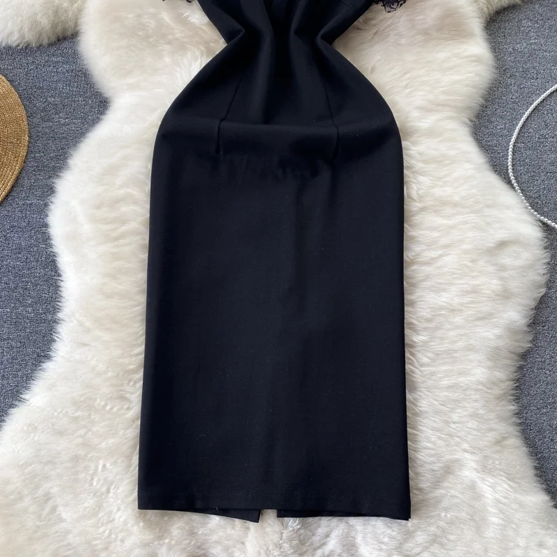 فستان دانتيل بتصميم عتيق مع فتحات، خصر مرتفع، تنحيف الجسم، شق مثير، تنورة ضيقة، سحاب، رقبة مستديرة، أكمام طويلة، تصميم على شك...