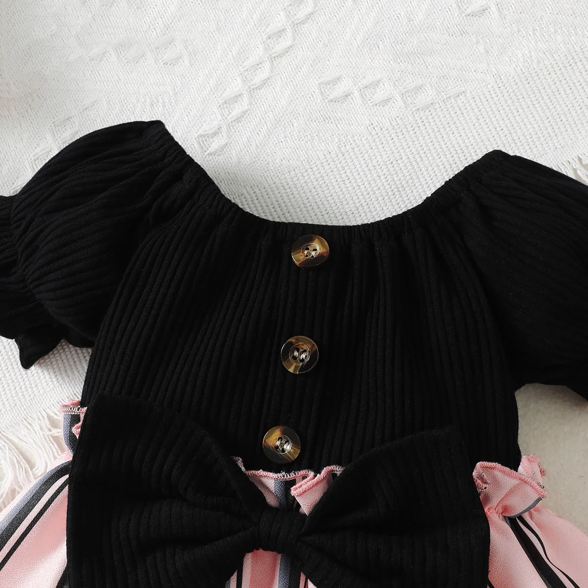 Summer Baby Girls Dress with Round Neck Bubble Sleeves Button Spliced Striped Dress Butterfly Leisure Fashion Infant Skirt