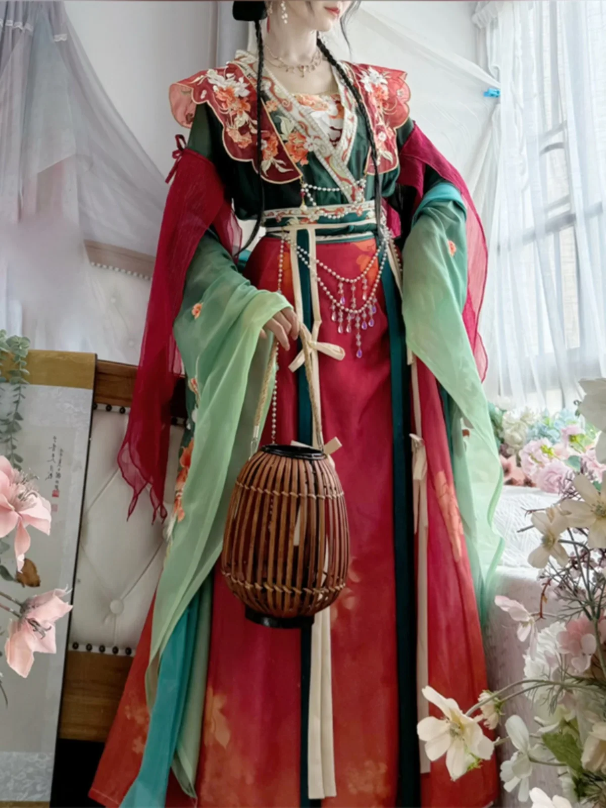 

Traditional dress Hanfu female Southern and Northern dynasties big sleeve embroidery chiffon seven-piece fairy dress temperament