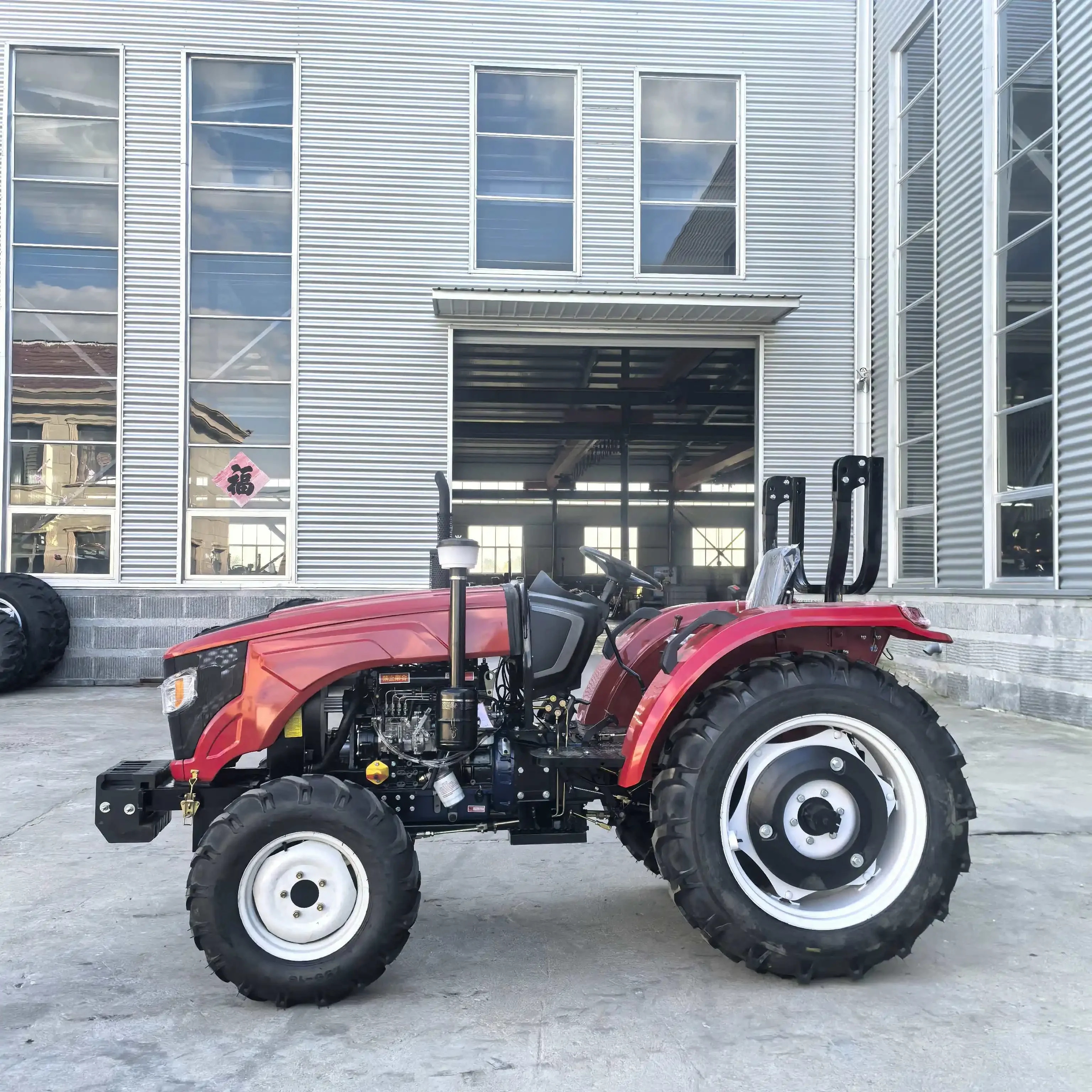 Rated Power Equipped with Gearbox Engine Fuel 4x4 Drive Type Agricultural Tractor Mini Tractor with 100hp