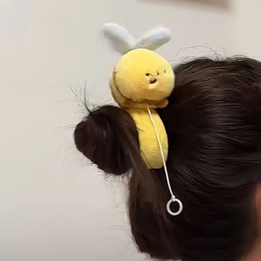 

Simulation Slap Bracelet Series Wrist Style With Flying Plush Doll Slap Bracelet 20cm Cute Doll Little Bee Plush Wrist Band