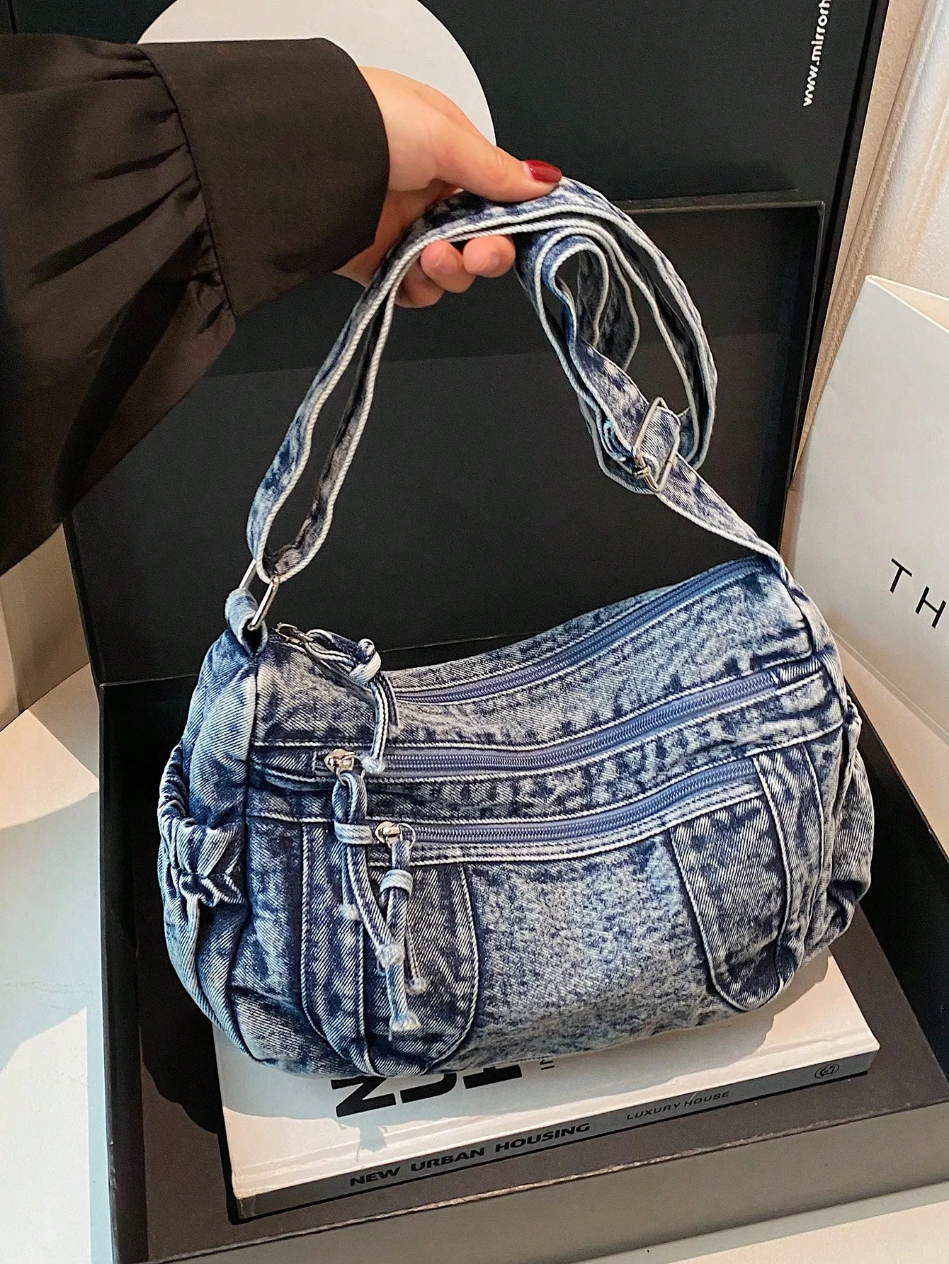 

New Casual Chic Soft Jeans Multi-Layer Crossbody Bag With Multiple Pockets, Versatile Commuter Large Capacity Women's Shoulder Bag, Suitable For Work Commuting, Shopping And Traveling.