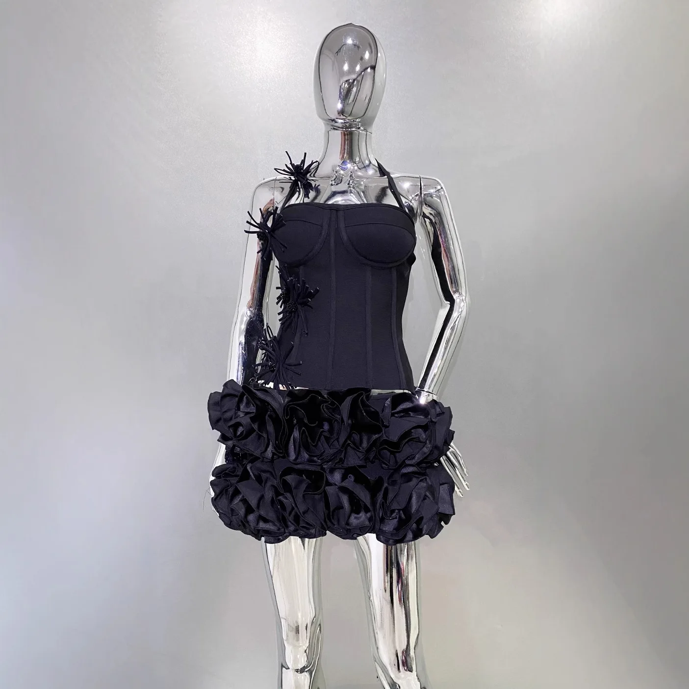 

2025Women's Floral Dress Two-Piece Set Sexy Halter Neck Floral Black Red Tight Corset Top + Mini Skirt Tie Suit Celebrity Party