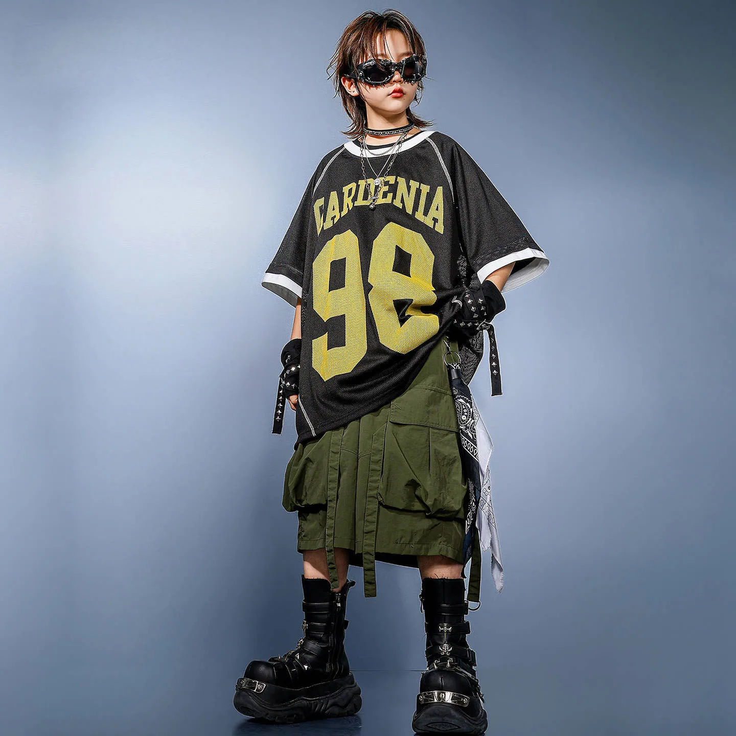 

Детская одежда в стиле K-pop и хип-хоп: черная сетчатая футболка, армейские зеленые шорты-карго, брюки средней длины для девочек и мальчиков, костюмы для танцев