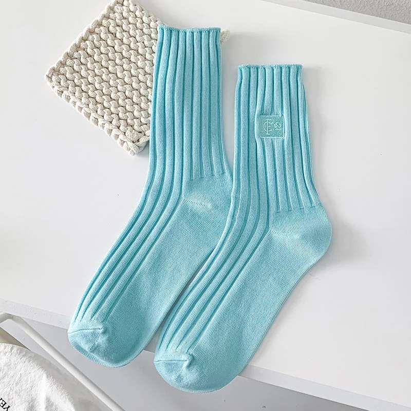 다채로운 면 자수 크루 양말 여성 패션 트렌드 일본 스타일 스택형 양말 사계절용