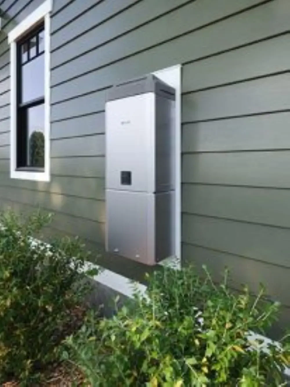 Rinnai RX199iN Condensing Smart Sense Natural Gas or Propane Tankless Water Heater, Indoor or Outdoor Water Heater, Up to 11.1 G