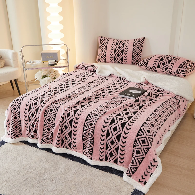 

2025 new printed cationic lamb wool rhombus blanket warm office lunch break bedroom blanket dual-purpose soft without pillowcase