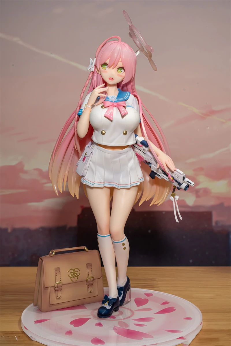 

Blue Archive Hanako Urawa Anime Figure 24cm Casual Clothes Standing Pose Statue for Desktop Decor And Collectibles Gift