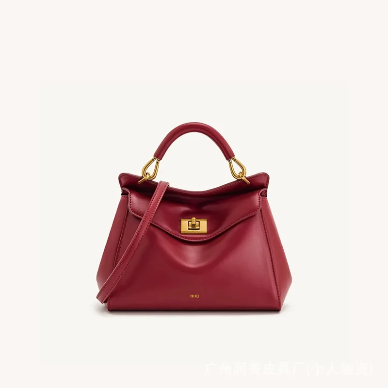 حقيبة قفل JW PEI، تصميم قفل، أنيقة، متعددة الاستخدامات، جلد طبيعي، حقيبة كروس للنساء