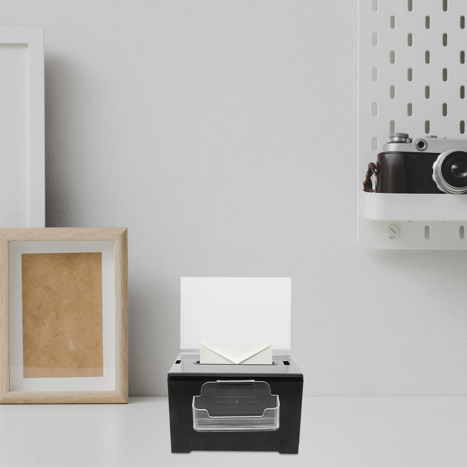 กล่องบริจาคอะคริลิคพร้อมกุญแจ กล่องข้อเสนอแนะโปร่งใสสำหรับลงคะแนน โหวต ใส่เงิน หรือข้อเสนอแนะ  กล่องเก็บของอเนกประสงค์ที่ปลอดภัย