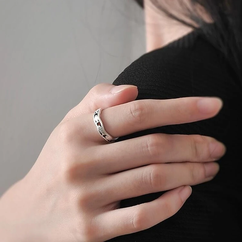 Open Band Fish Ring Copper Statement Accessory with Vintage Silver-Tone and Cutout Detail for Daily Wear and Mixed Accessory