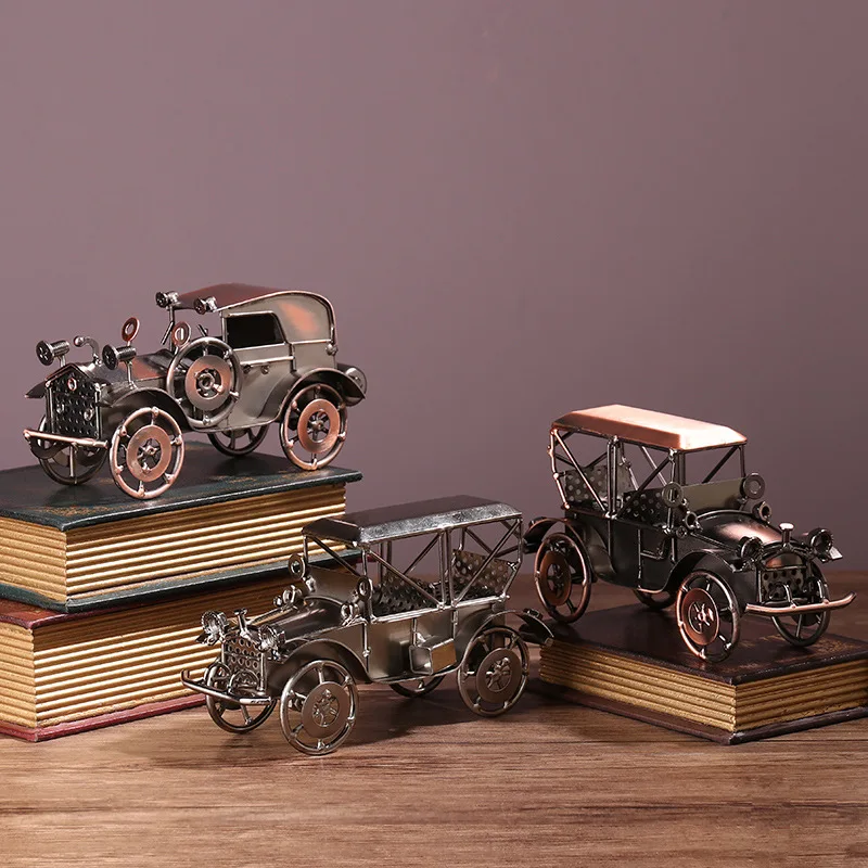 Handmade Silvery Grey or Red Bronze Old Car Restore Car Figurine Retro Model Metal Vintage Car Vehicle Model Boy Gift Home Decor