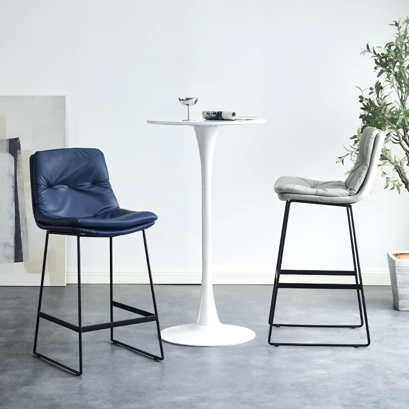 

Высокие угловые столы для кафе, круглые столы для гостиной, балкона, современные столы для кафе, барная стойка, железная мебель для кафе Кофейный Столик MHKFZ