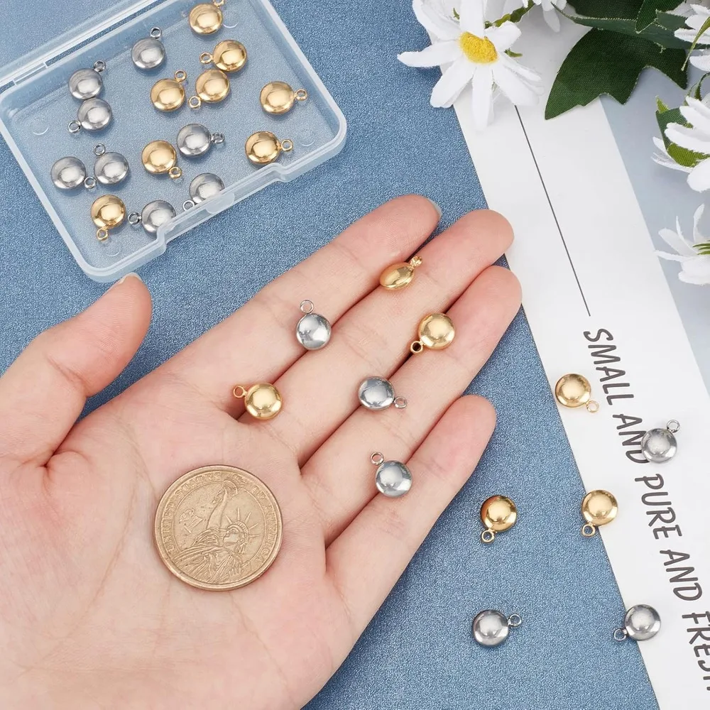28Pcs 2 Colors 304 Stainless Steel Pendants Flat Round Pendant Charms Versatile Metal Pendant Stainless Steel Color Hole: 1.6mm